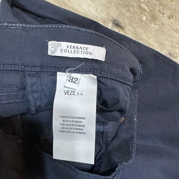 Versace Women’s Navy Blue Mid Rise Straight Leg Denim Jeans Size 32 - Picture 5 of 9